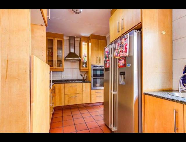 3 BEDROOM TOWNHOUSE FOR SALE IN NORKEM PARK